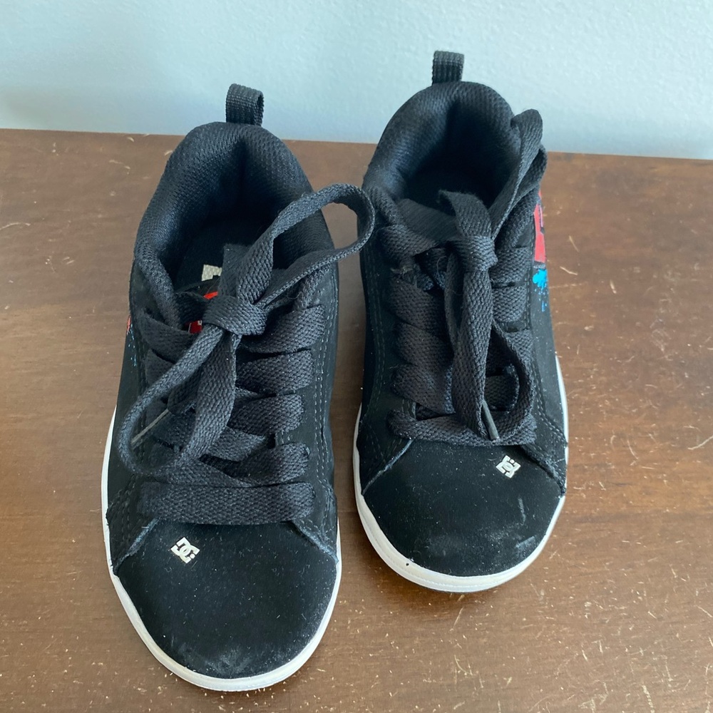 DC shoes excellent condition